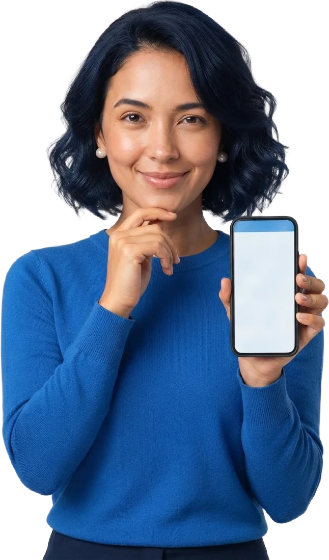 Ana pensativa e sorridente com o celular na mão, pronta para responder uma dúvida